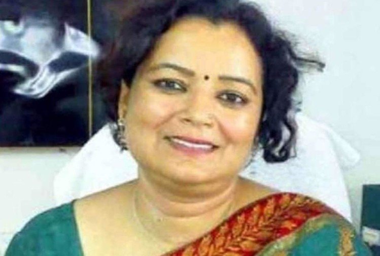 सन्निर्माण कर्मकार बोर्ड भंग, सचिव पद से दमयंती रावत को भी हटाया