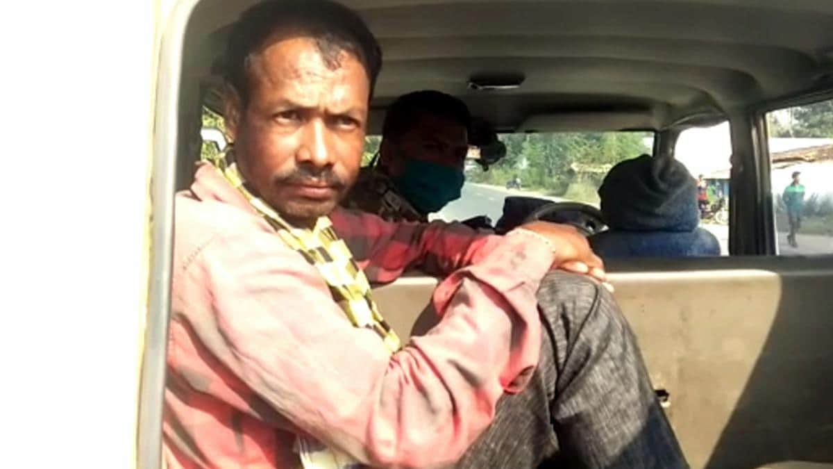 पत्नी की हत्या, पूजाघर में मिला शव, ‘नरबलि’ की आशंका