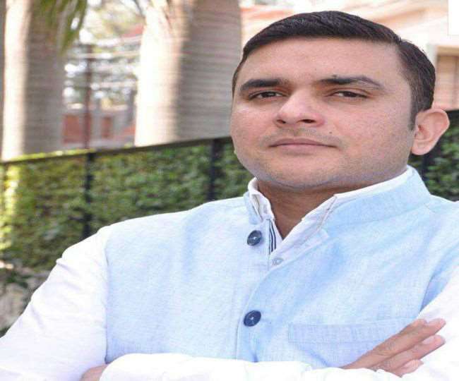 महापंचायत में सुमित ह्रदयेश को मंच से उतारा ,किन्नू मंच पर जमे रहे