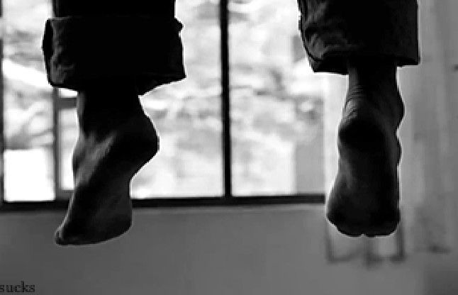 दो बच्चों की मां के प्रेम में पढ़कर युवक ने गंवाई जान