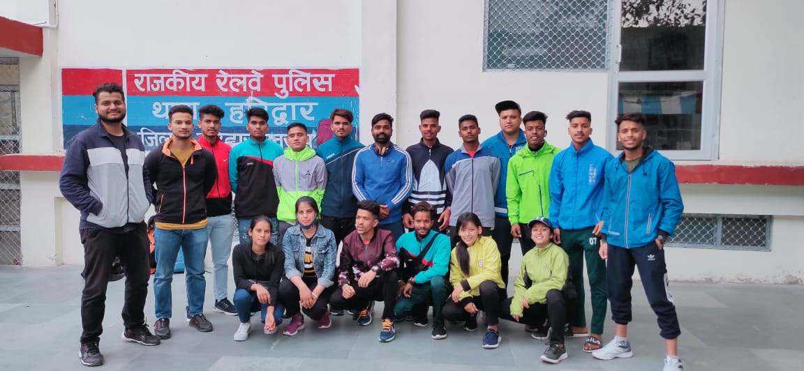 9वी सीनियर राष्ट्रीय पेंचक सिलाट प्रतियोगिता के लिए खिलाड़ी श्रीनगर रवाना