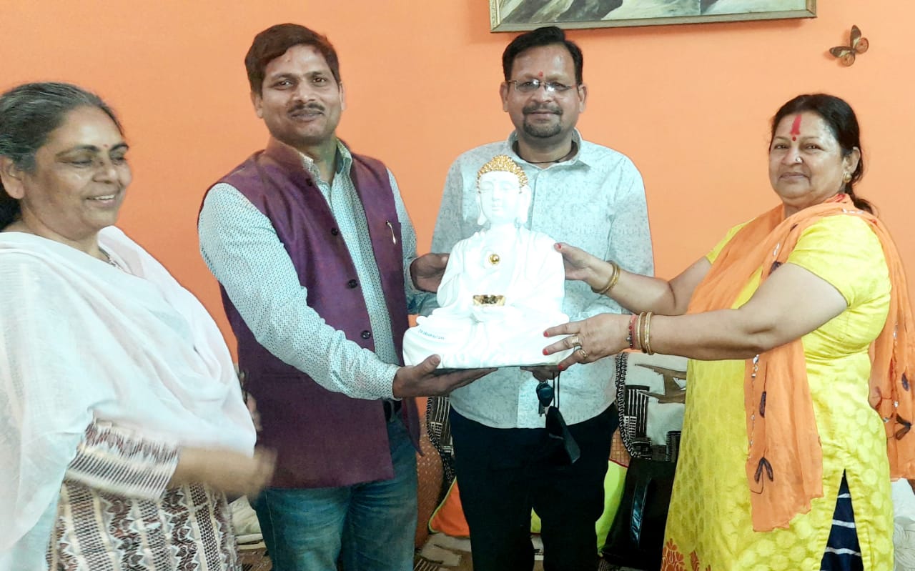 प्रदेश कोषाध्यक्ष कृष्ण चन्द्र बेलवाल को सम्मलित किये जाने पर हर्ष