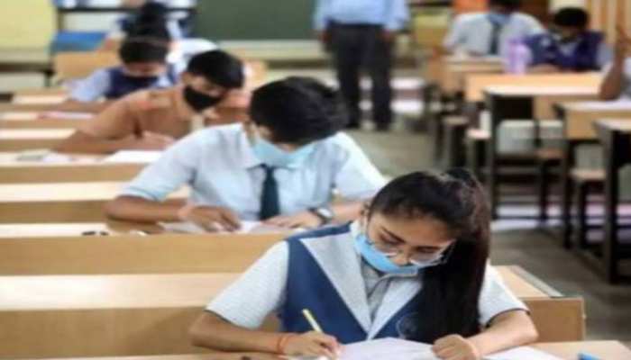 ICSE ने रद्द की 10वीं की बोर्ड परीक्षा, बाद में इम्तिहान का विकल्प भी लिया वापस