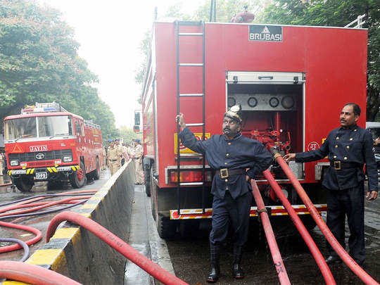 महाराष्ट्र के कोविड अस्पताल में भीषण आग, 13 मरीजों की मौत