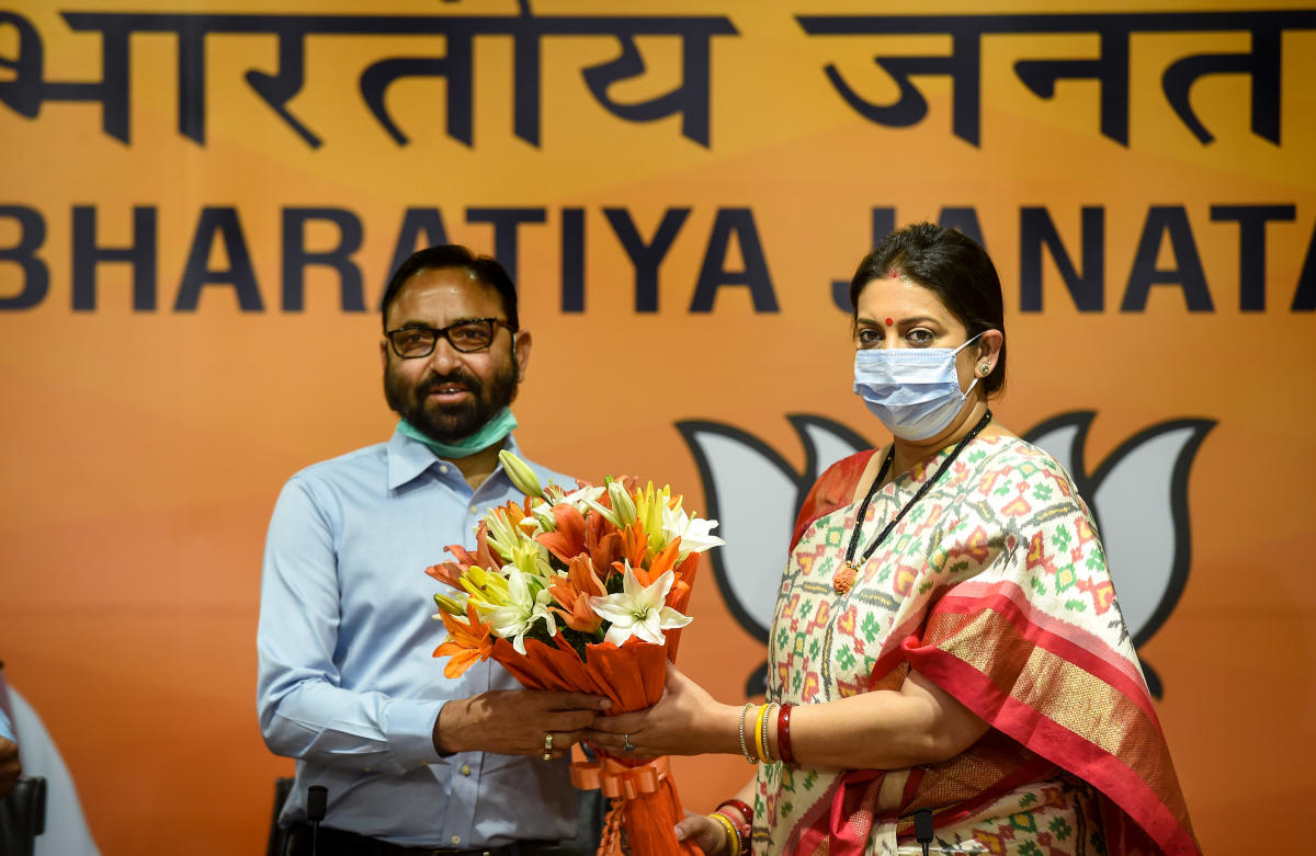 धनौल्टी से निर्दलीय विधायक प्रीतम सिंह पंवार ने थामा बीजेपी का दामन